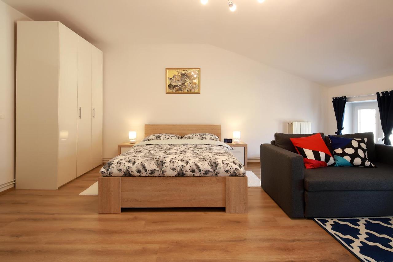 Sweet Loft Apartment "Blue" In Rijeka Center ภายนอก รูปภาพ